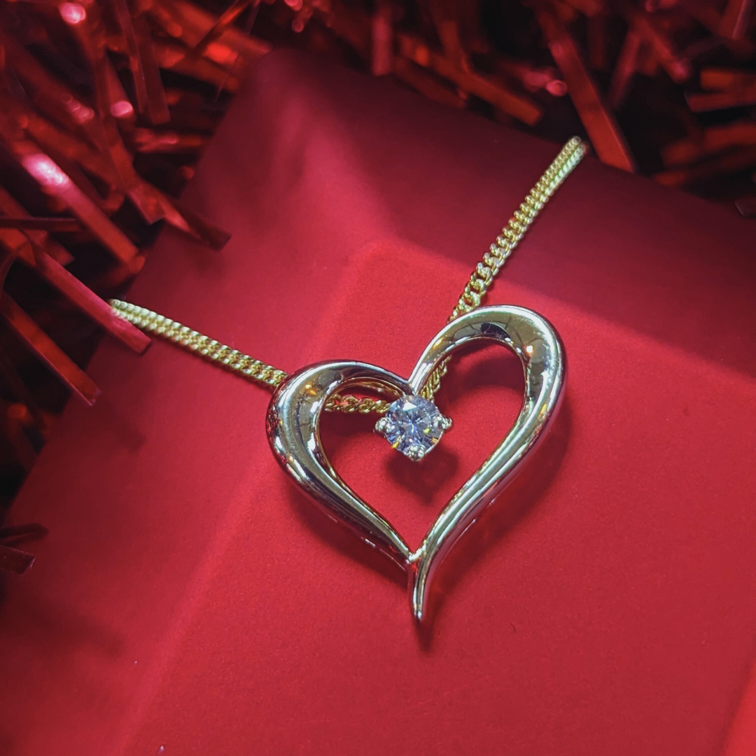 Design Centre Jewellery-<BR>Open Heart Pendant with<BR/> Diamond in the Centre