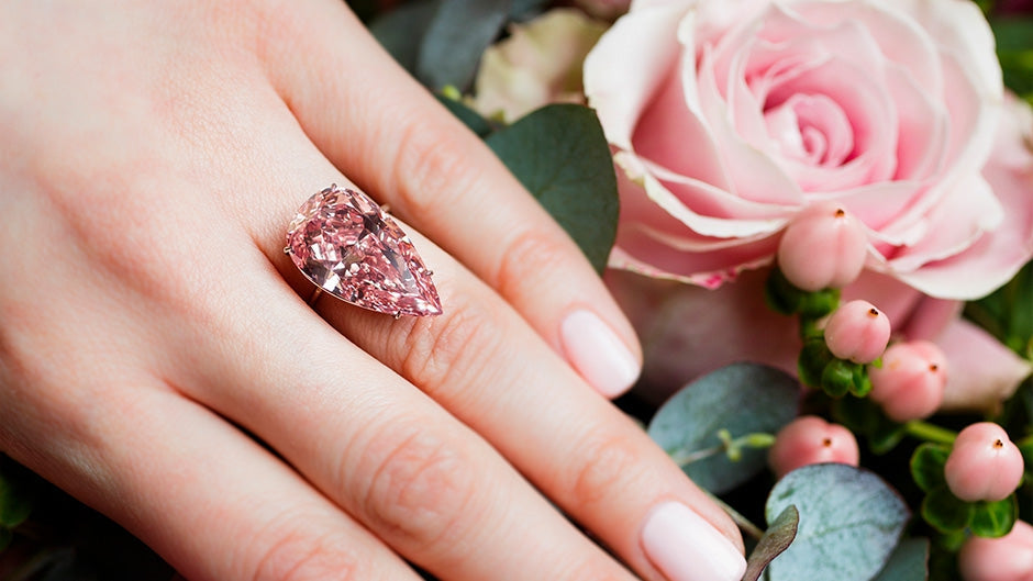 The Ultimate Guide to Coloured Diamonds