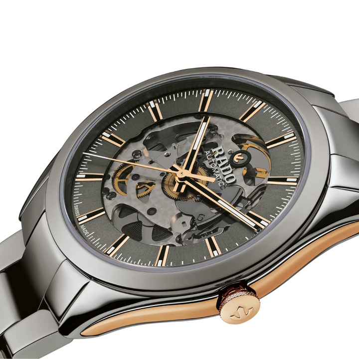 Rado-<BR>Hyperchrome Open Heart Grey<BR/>(R32021102)