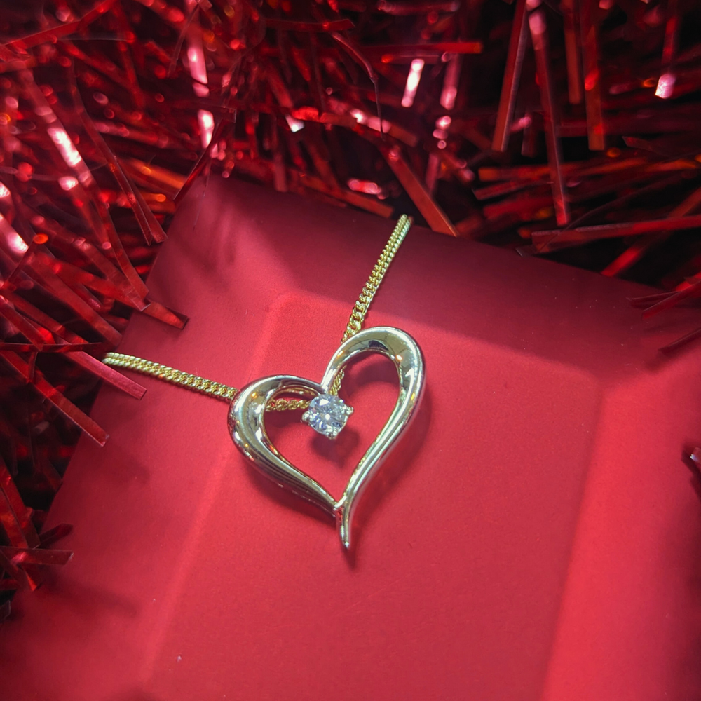 Design Centre Jewellery-<BR>Open Heart Pendant with<BR/> Diamond in the Centre